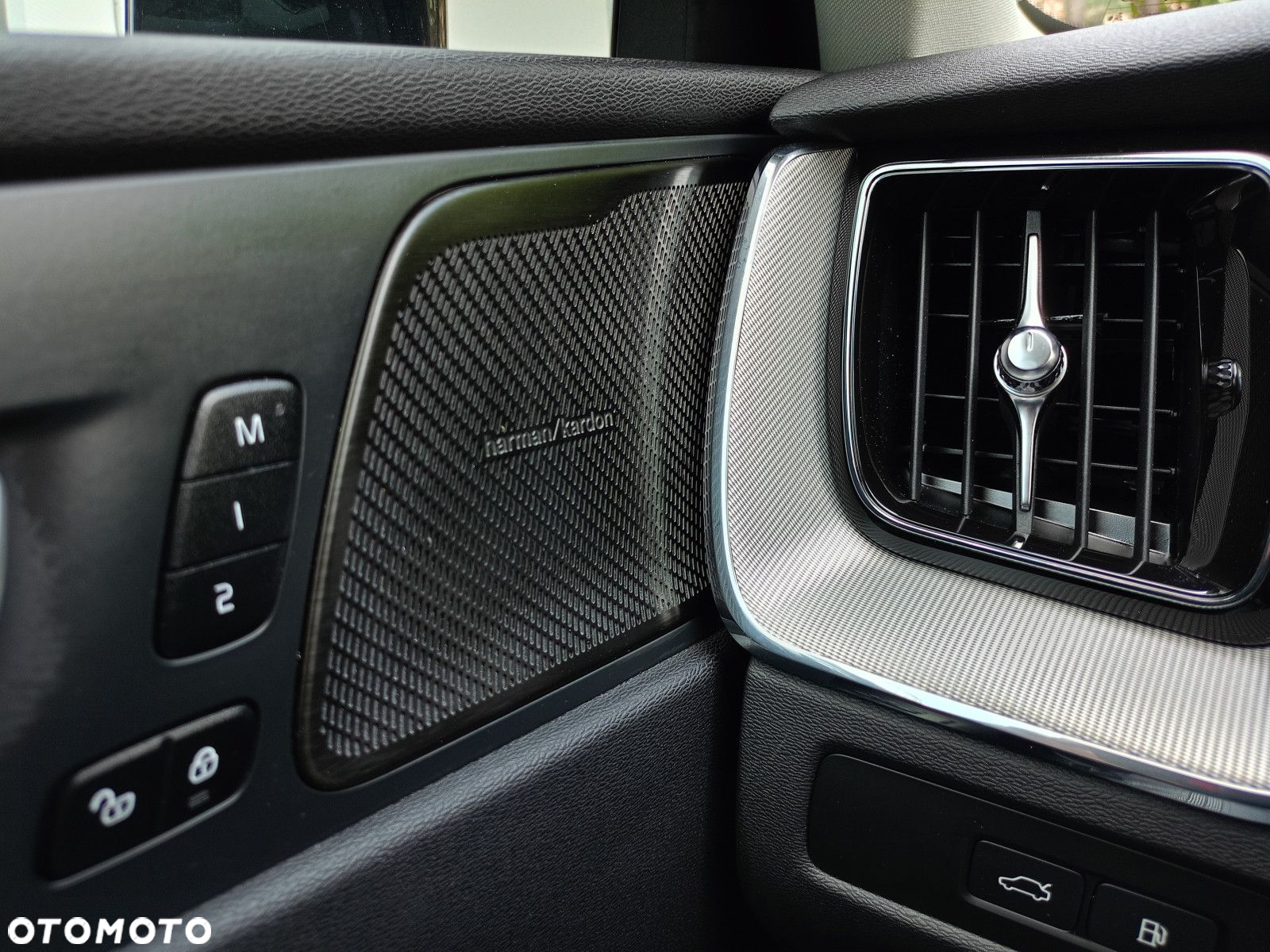 Volvo XC 60 - 12