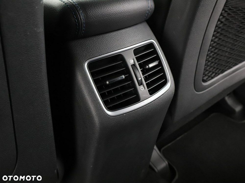 Hyundai Tucson 2.0 CRDI Premium 4WD - 39