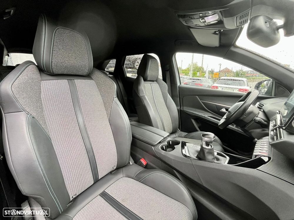 Peugeot 3008 1.2 PureTech Allure Pack - 14