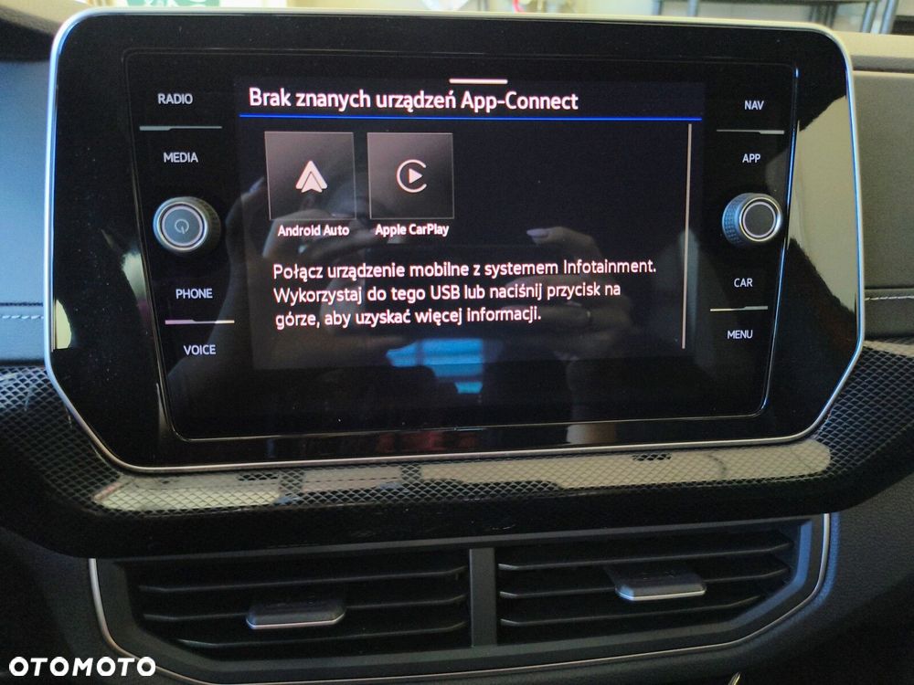 Volkswagen T-Cross 1.0 TSI R-Line Plus DSG - 13