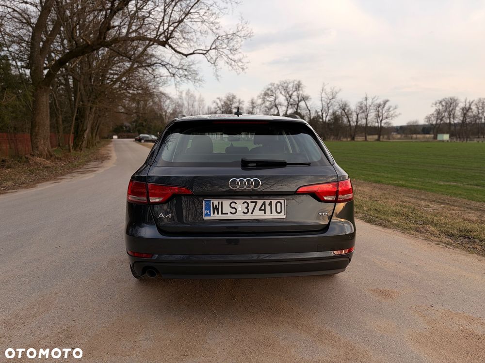 Audi A4 Avant 2.0 TDI - 7