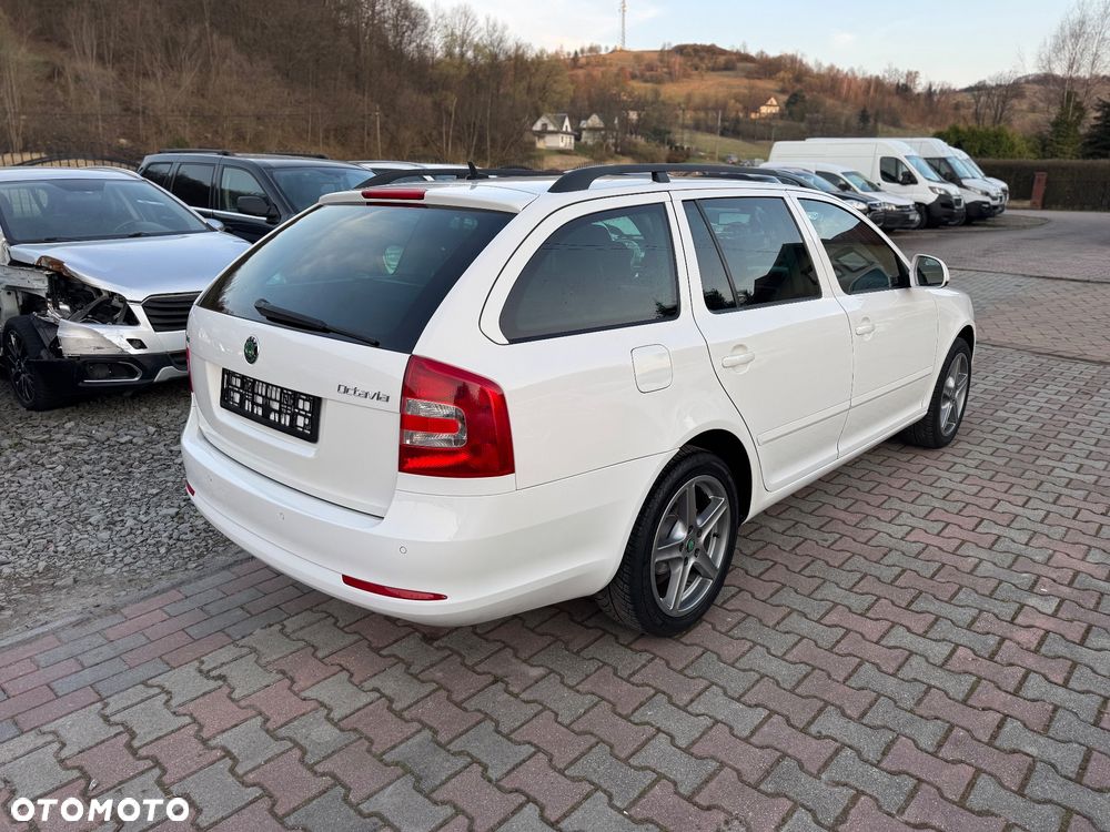 Skoda Octavia - 5