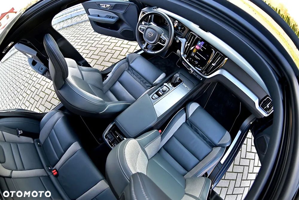 Volvo V60 B4 B Geartronic RDesign - 14