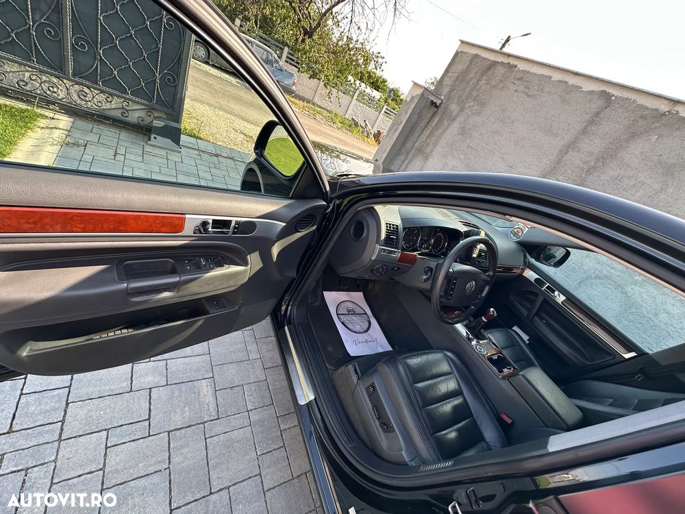 Volkswagen Touareg - 8