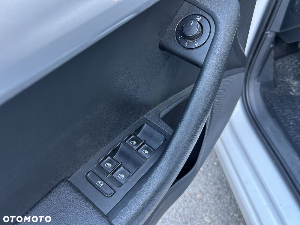 Skoda Octavia 1.6 TDI Ambition - 10