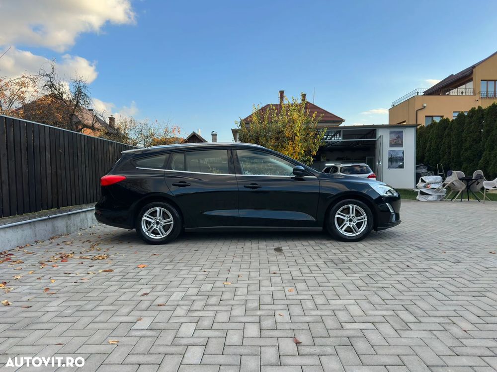 Ford Focus 1.5 EcoBlue Start-Stopp-System TITANIUM - 12