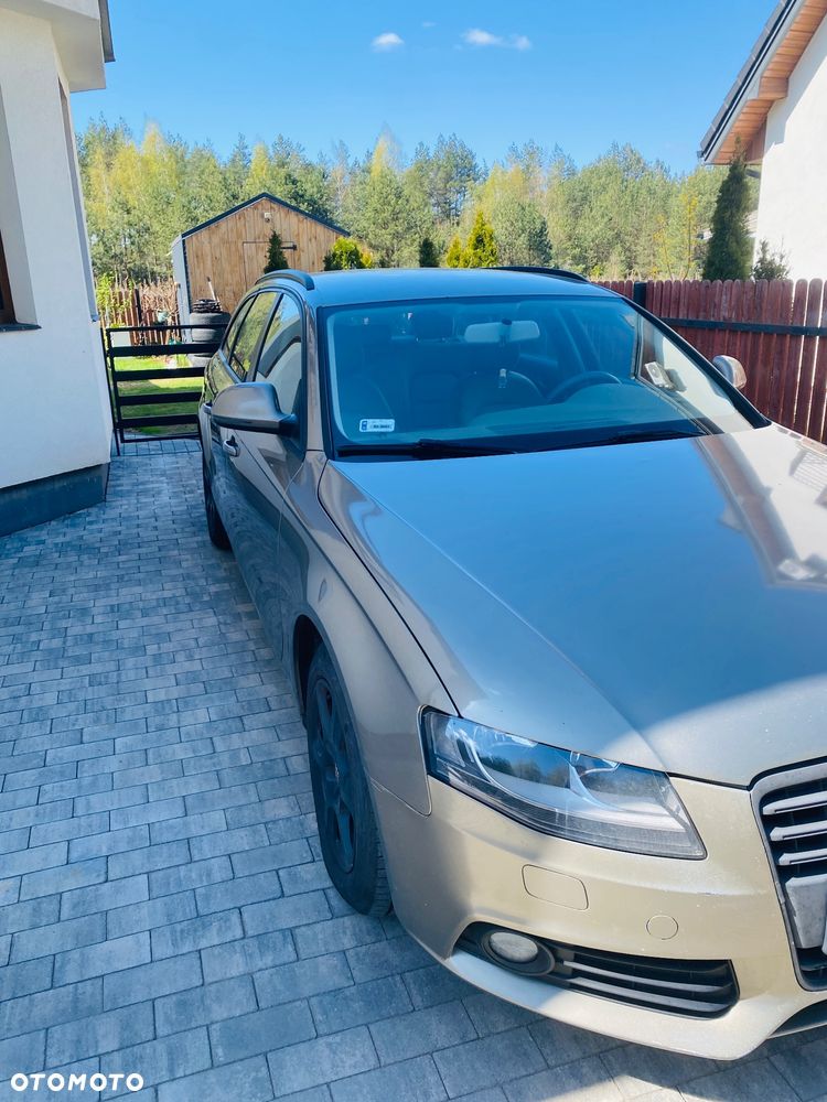 Audi A4 Avant 2.0 TDI DPF Ambiente - 7