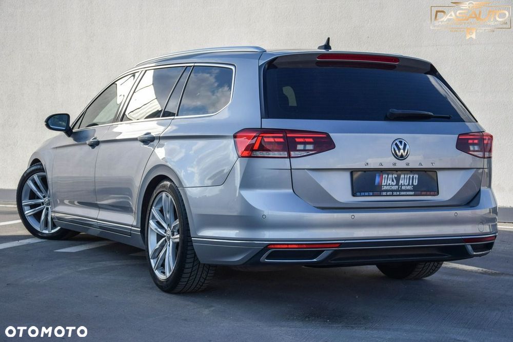 Volkswagen Passat - 13