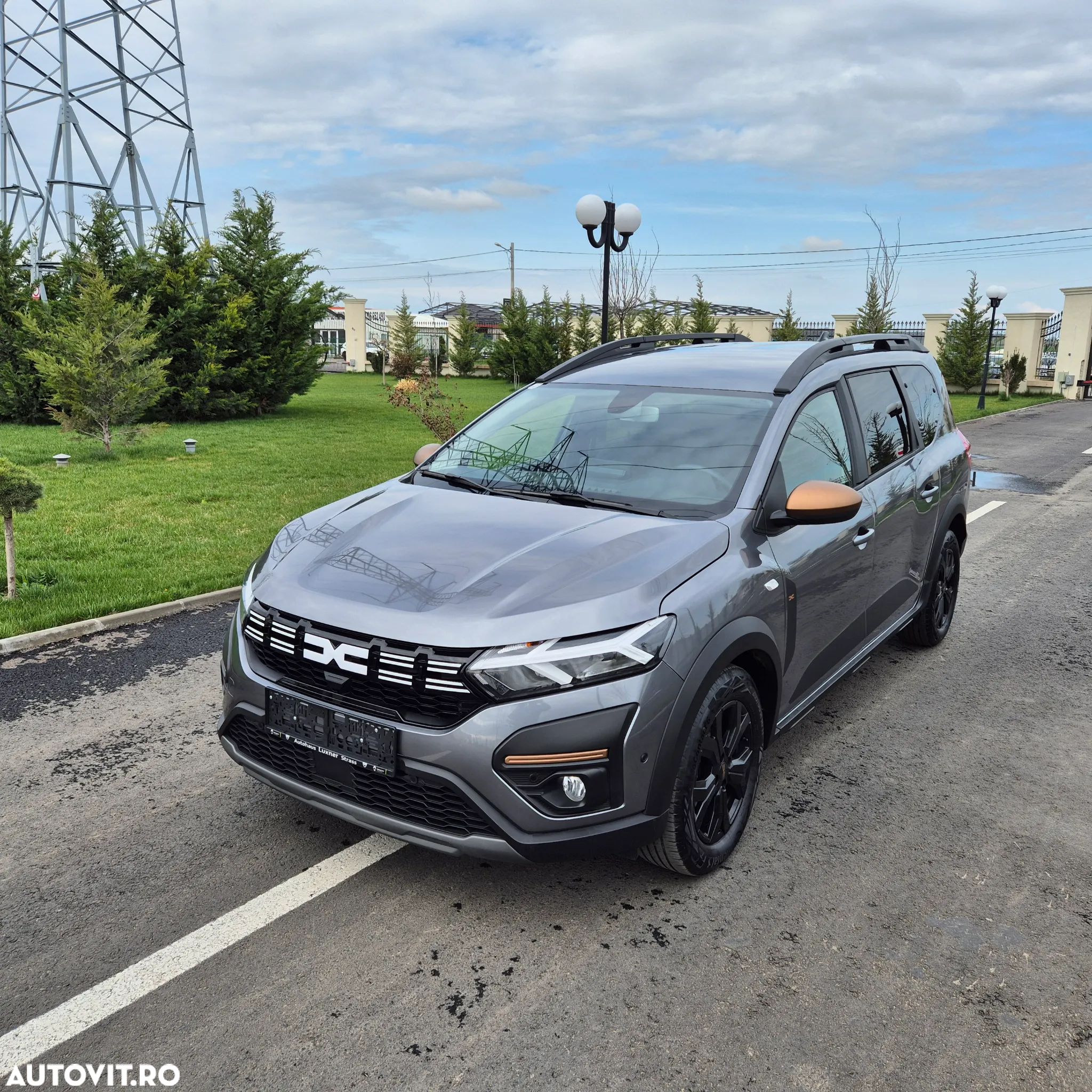 Dacia Jogger TCe 110 (7-Sitzer) Extreme+ - 1