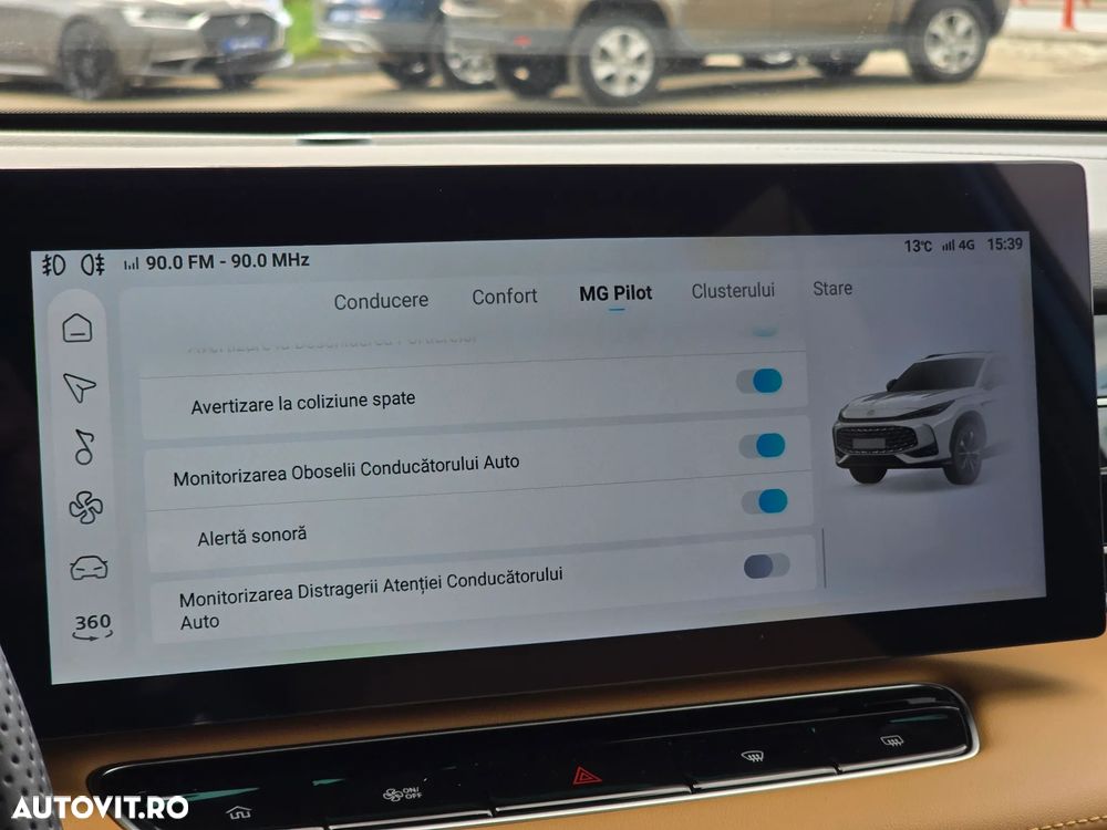 MG HS 1.5 T-GDi HEV Exclusive - 31