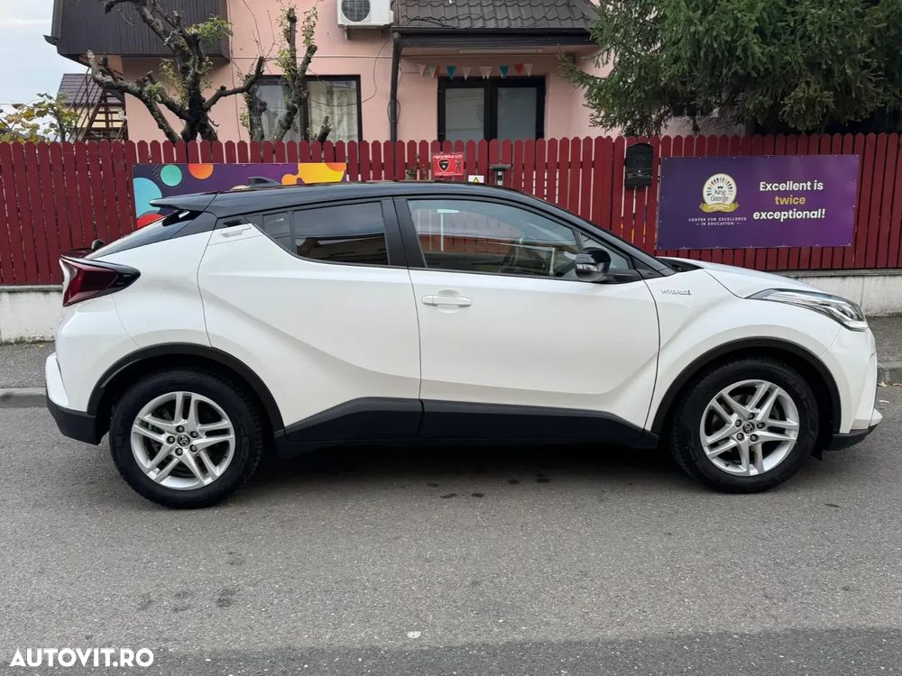Toyota C-HR 1.8 HSD 4x2 CVT C-enter - 4