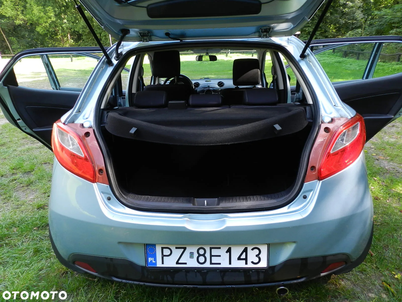 Mazda 2 - 16