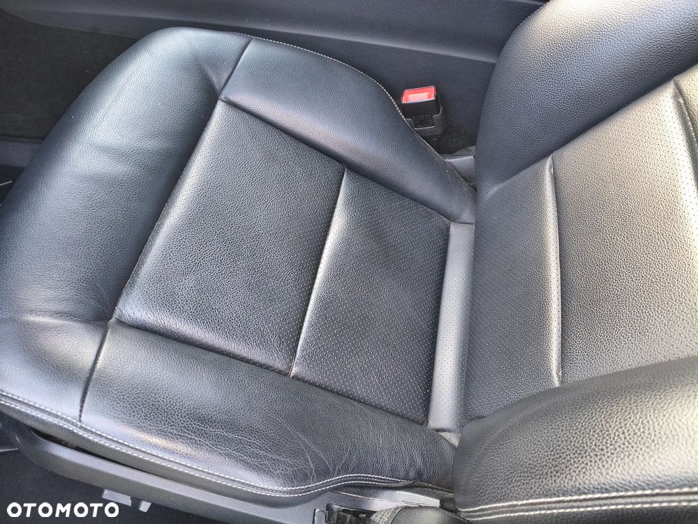 Mercedes-Benz Klasa E 200 BlueTEC 7G-TRONIC Elegance - 7