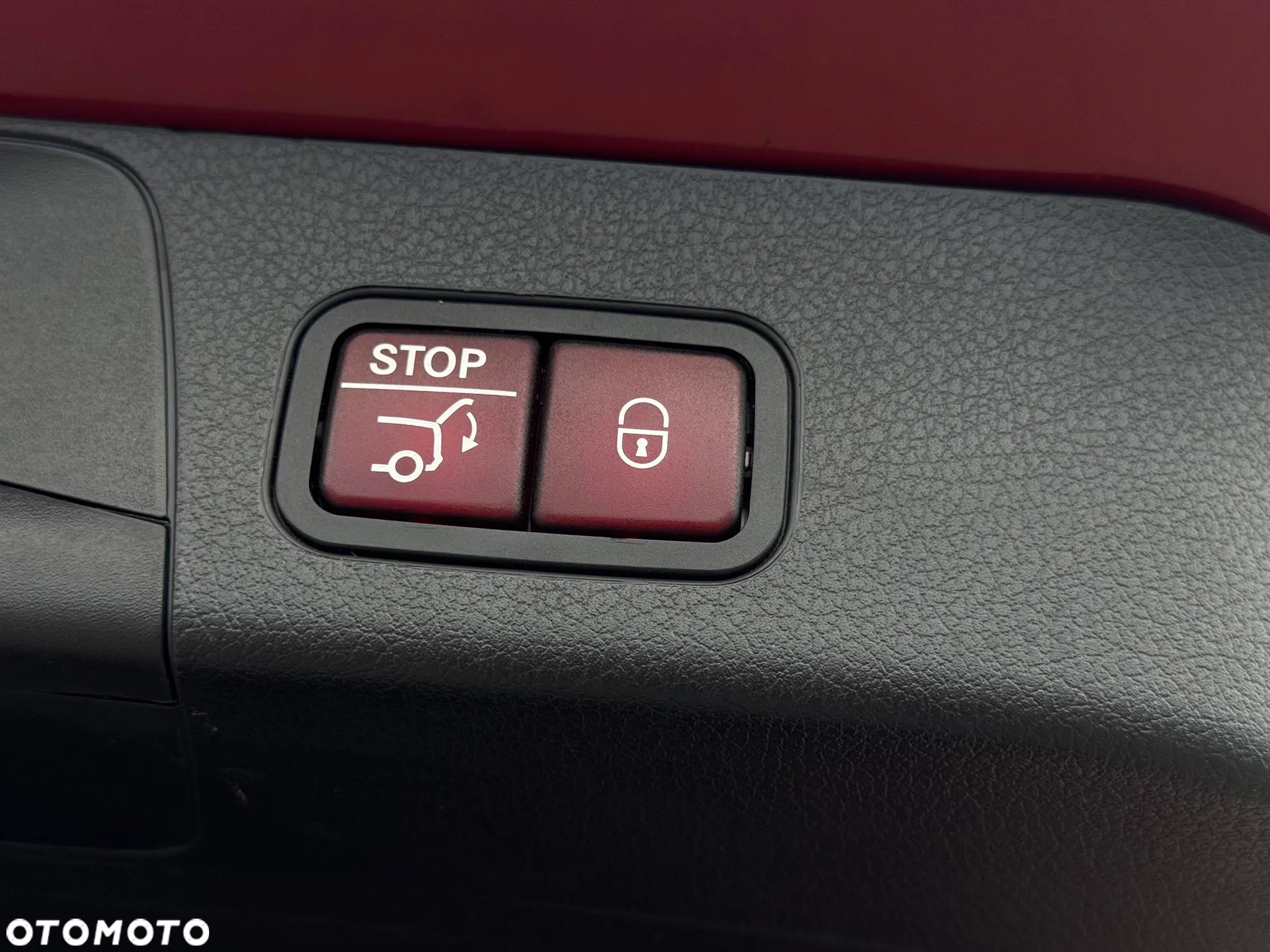Mercedes-Benz GLB 250 4-Matic 8G-DCT - 15
