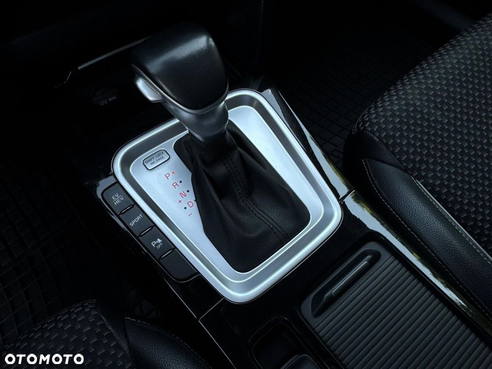 Kia XCeed 1.6 GDI PHEV L DCT - 16