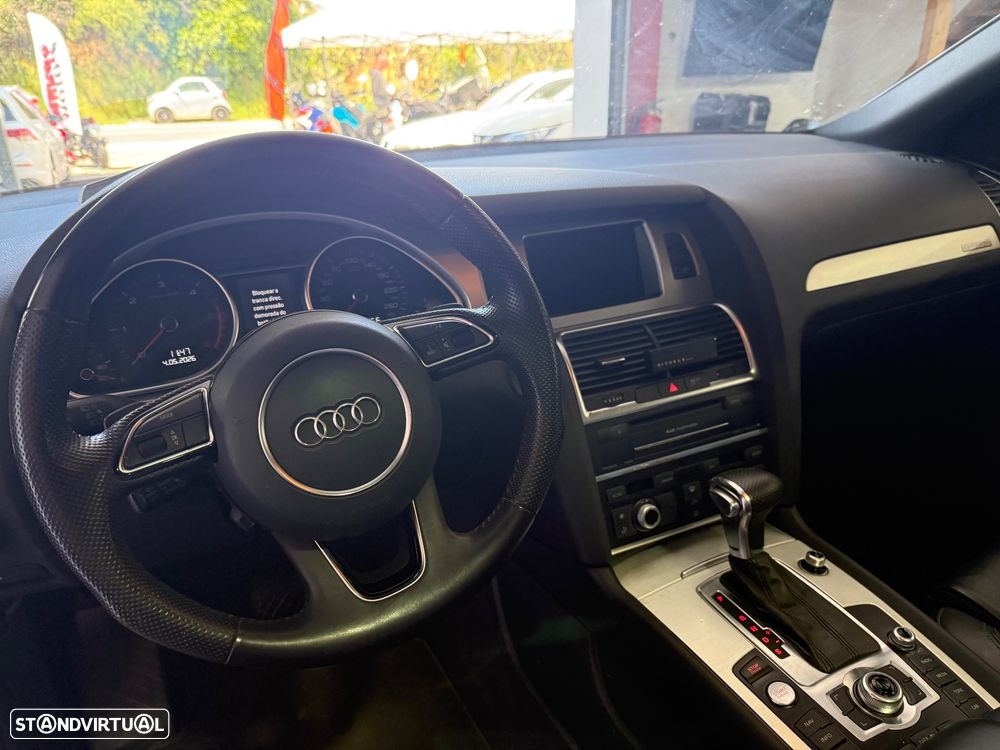 Audi Q7 3.0 V6 TDi quattro S-line Tiptronic - 12