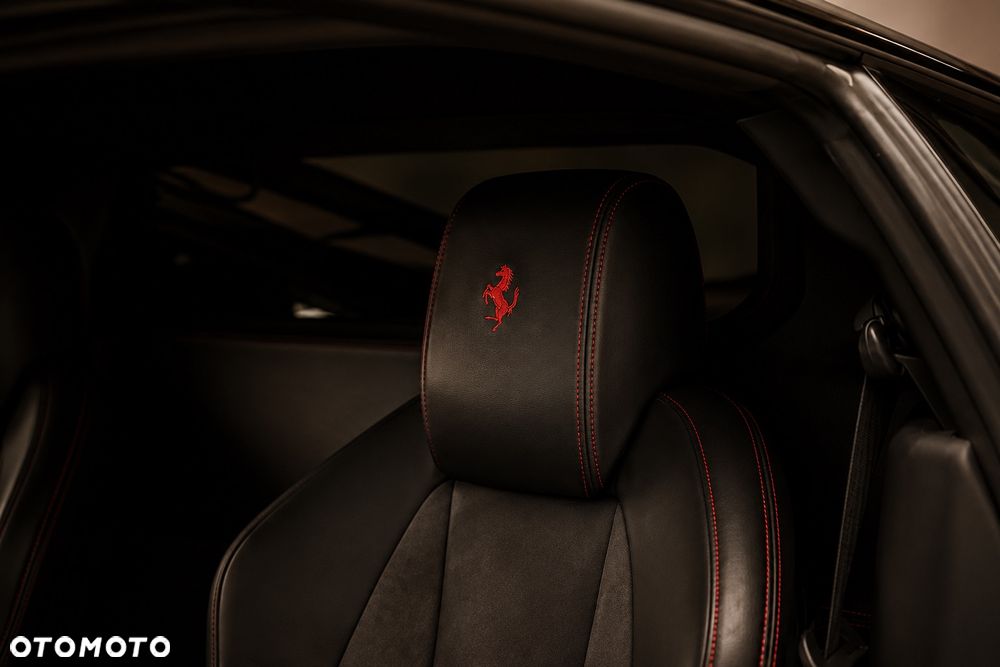 Ferrari 458 Italia - 16
