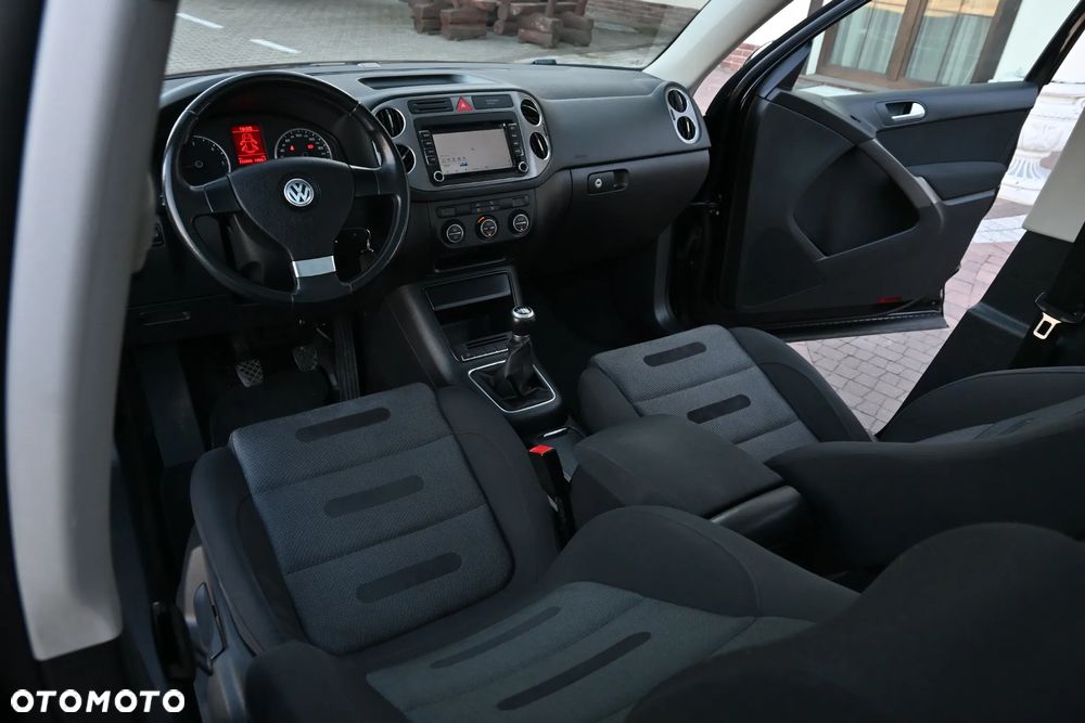 Volkswagen Tiguan 2.0 TDI DPF 4Motion Life - 33
