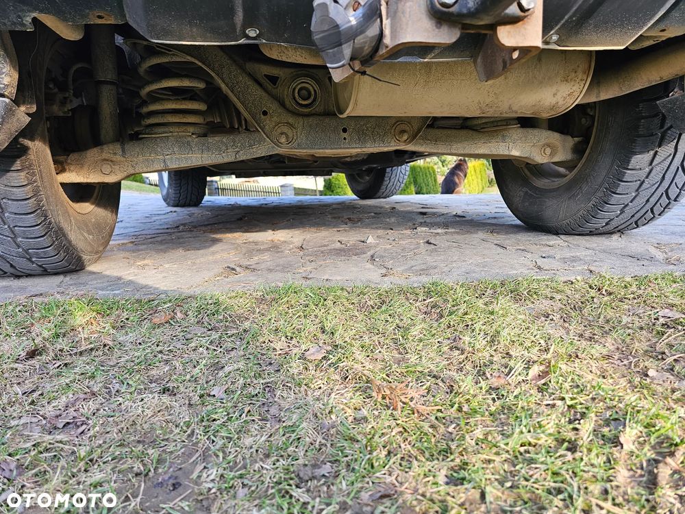 Mitsubishi Pajero - 27