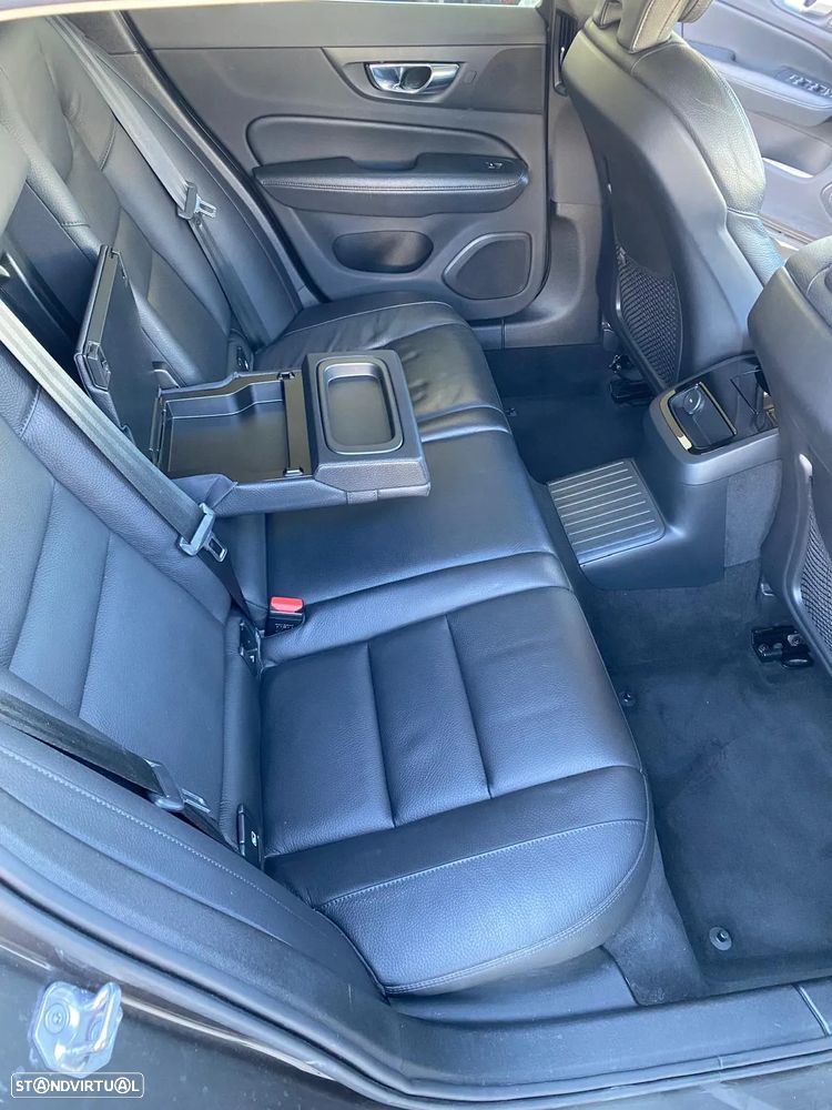 Volvo V60 2.0 T6 AWD TE Inscription Expression - 17