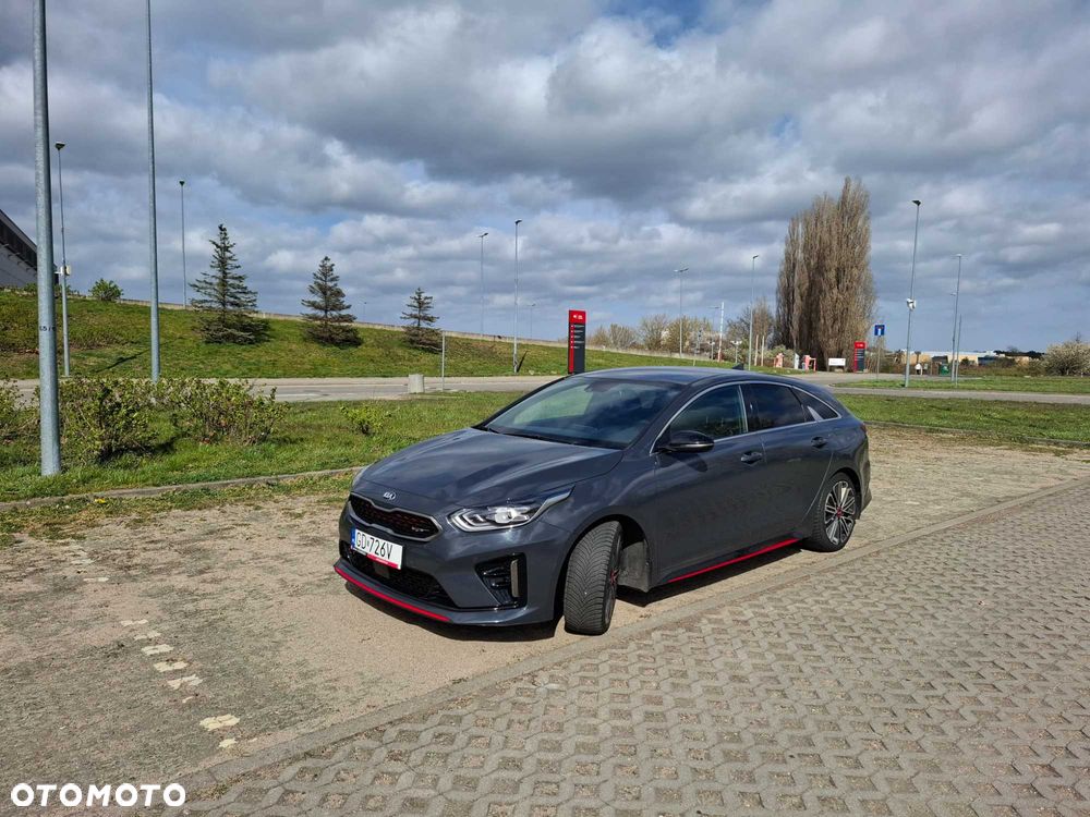 Kia ProCeed - 4
