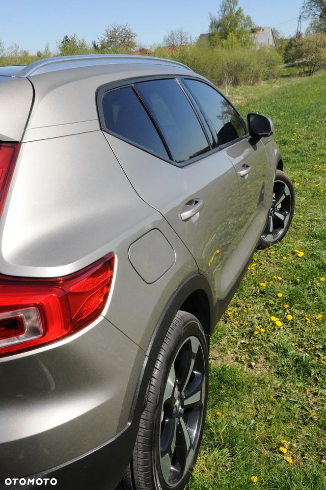 Volvo XC 40 T5 AWD Geartronic Momentum - 17