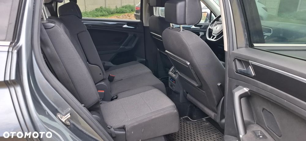 Volkswagen Tiguan - 10