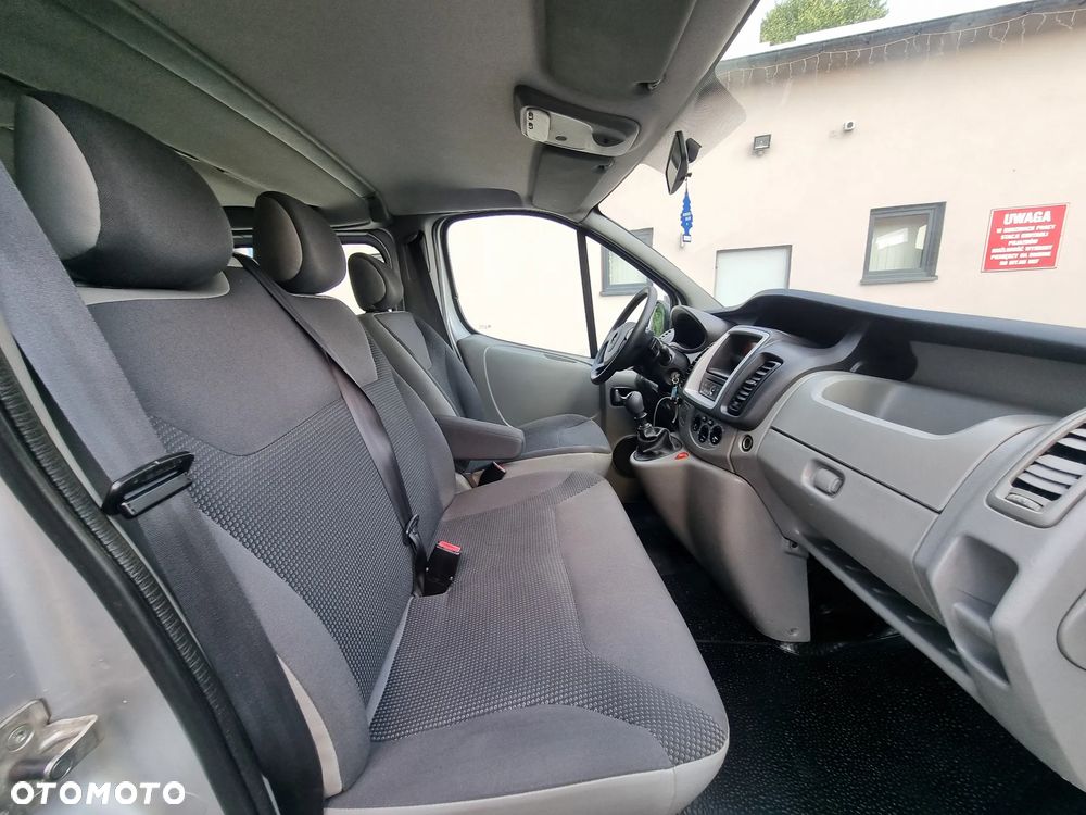 Opel Vivaro - 17