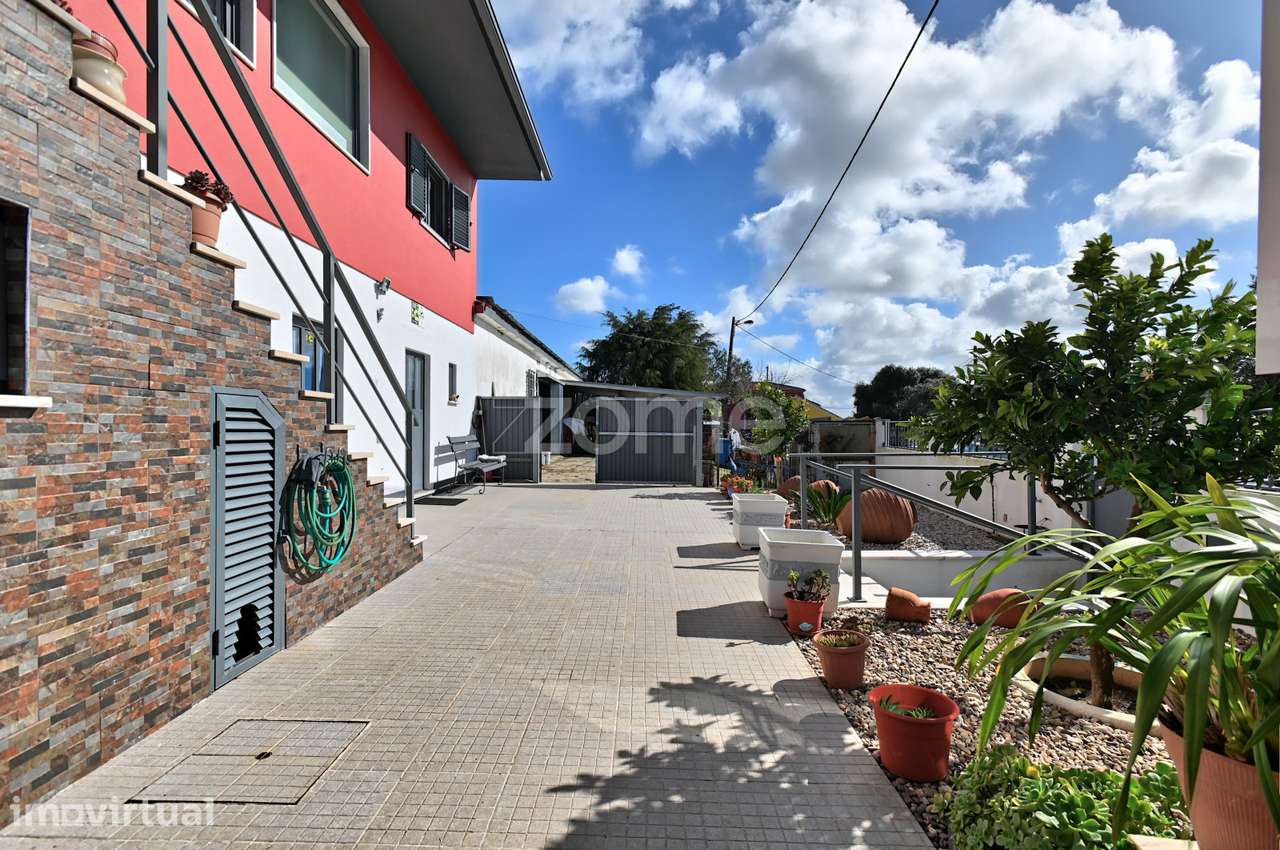 Terreno/Quinta com 3.000m², junto à Vila Romana de Freiria - Grande imagem: 4/32