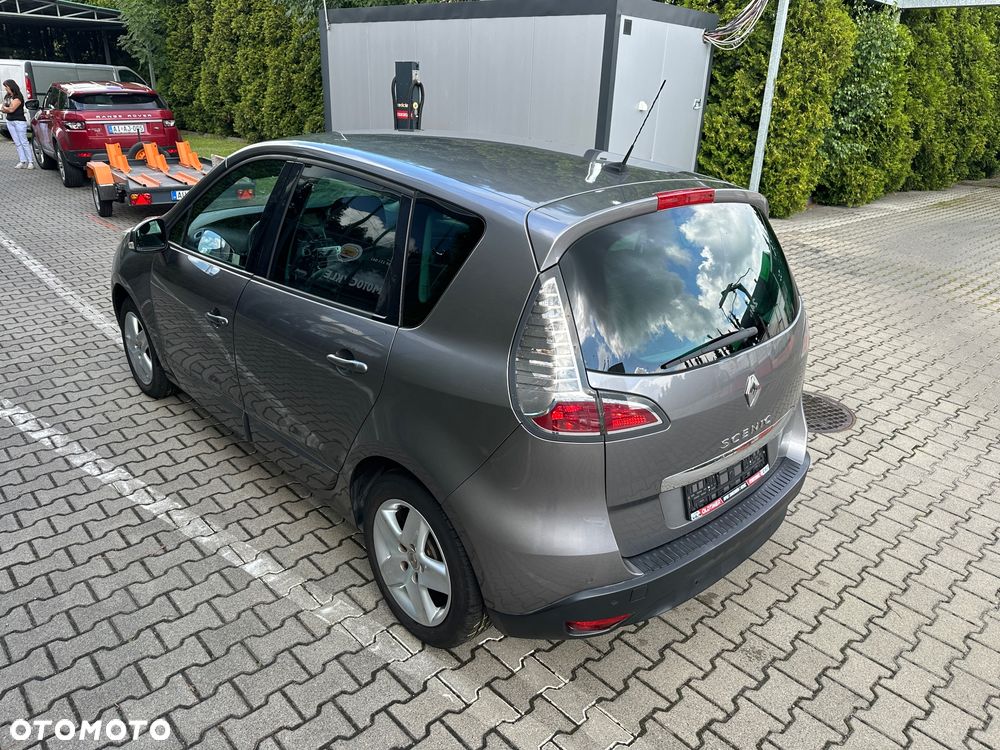 Renault Scenic 1.6 16V 110 Dynamique - 5