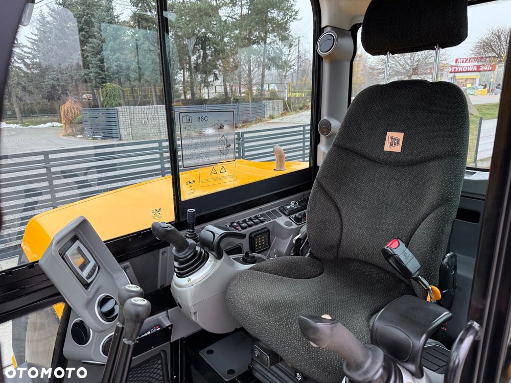 JCB 86C-1 - 15