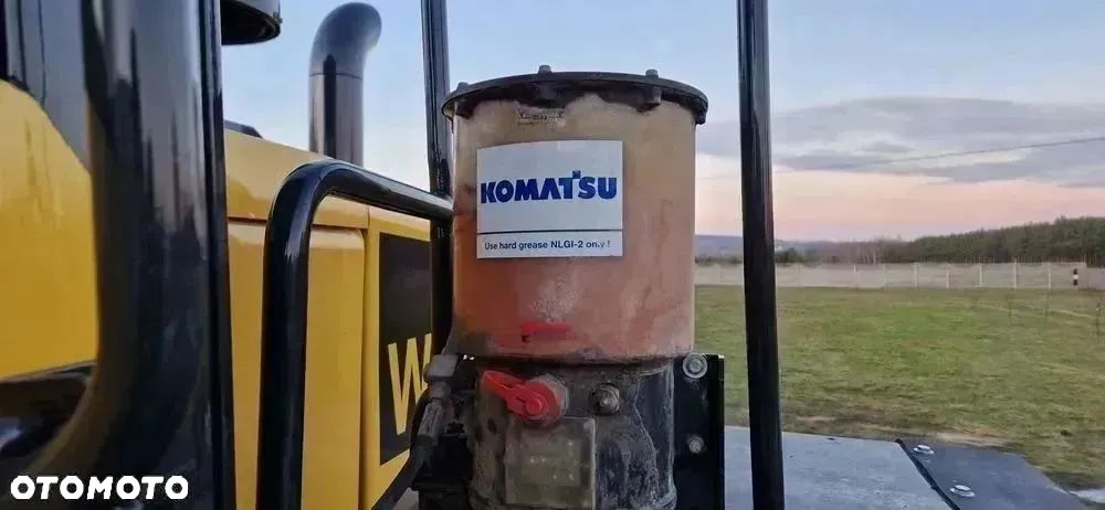 Komatsu WA 470 ładowarka stan b.dobry - 19