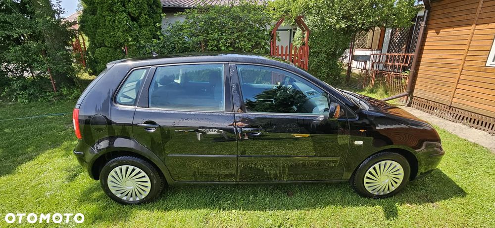Volkswagen Polo 1.4 16V Comfortline - 4