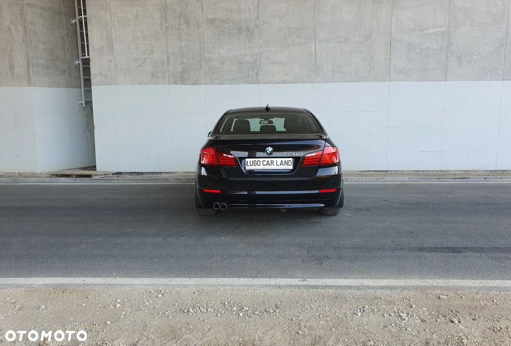 BMW Seria 5 520d Sport-Aut - 6
