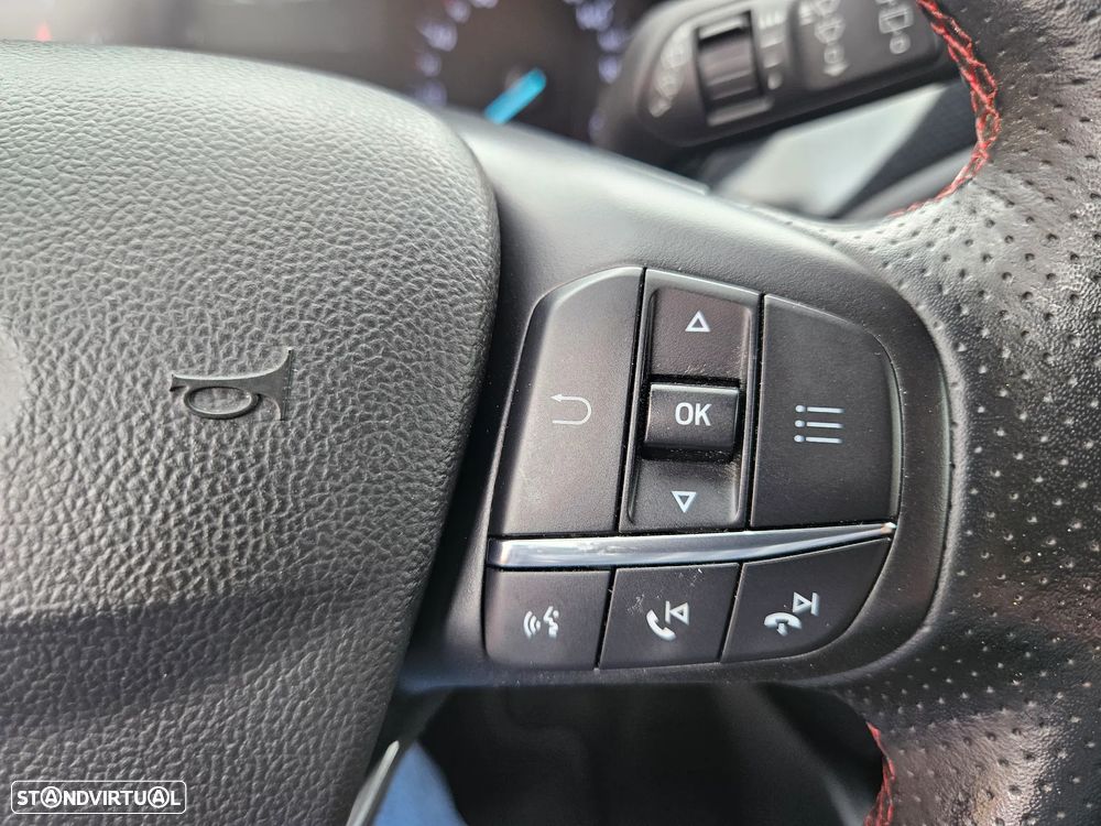 Ford Focus SW 1.0 EcoBoost MHEV ST-Line - 33