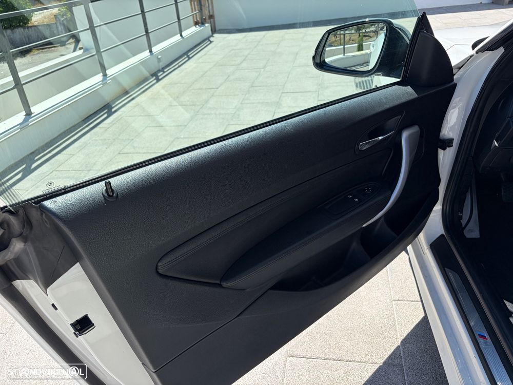 BMW 116 i Pack M - 13