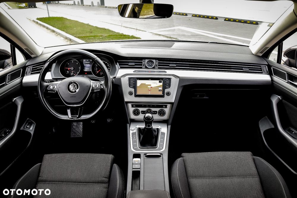 Volkswagen Passat 1.6 TDI (BlueMotion Technology) Trendline - 8