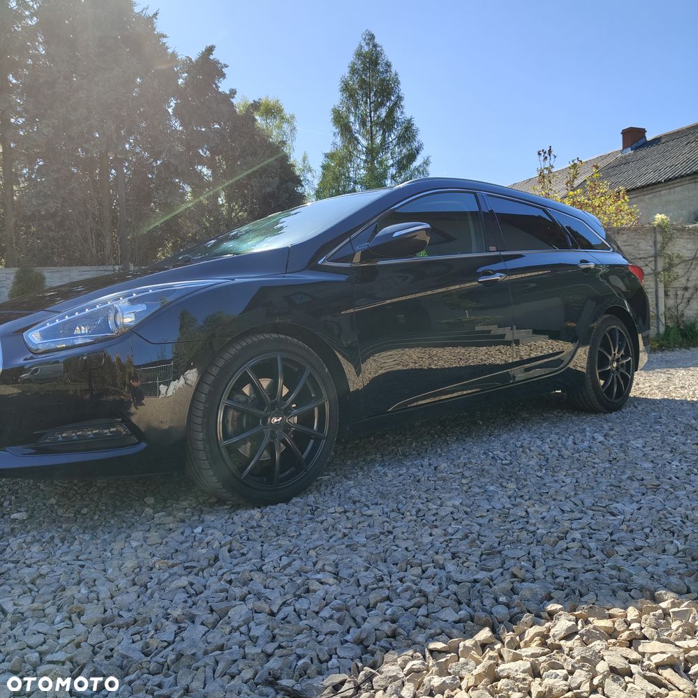 Hyundai i40 Kombi 1.7 CRDi DCT Premium - 8