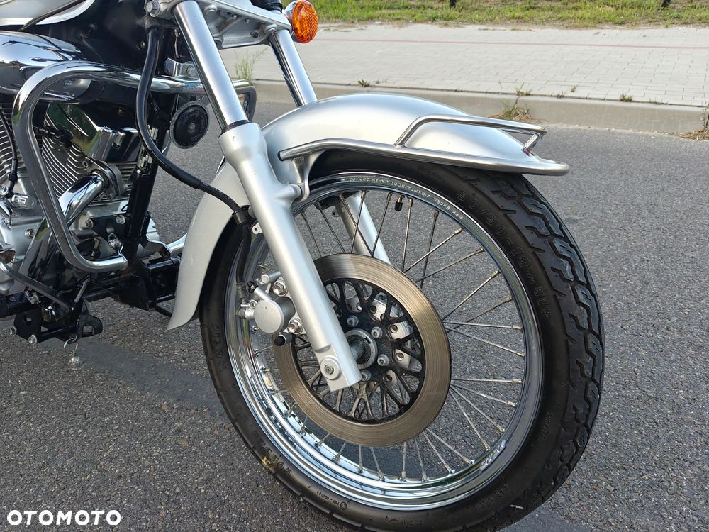 Suzuki Intruder - 20