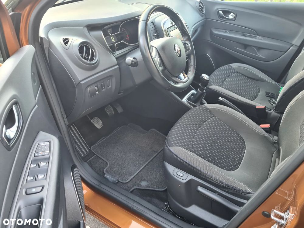 Renault Captur 1.2 Energy TCe Limited - 10