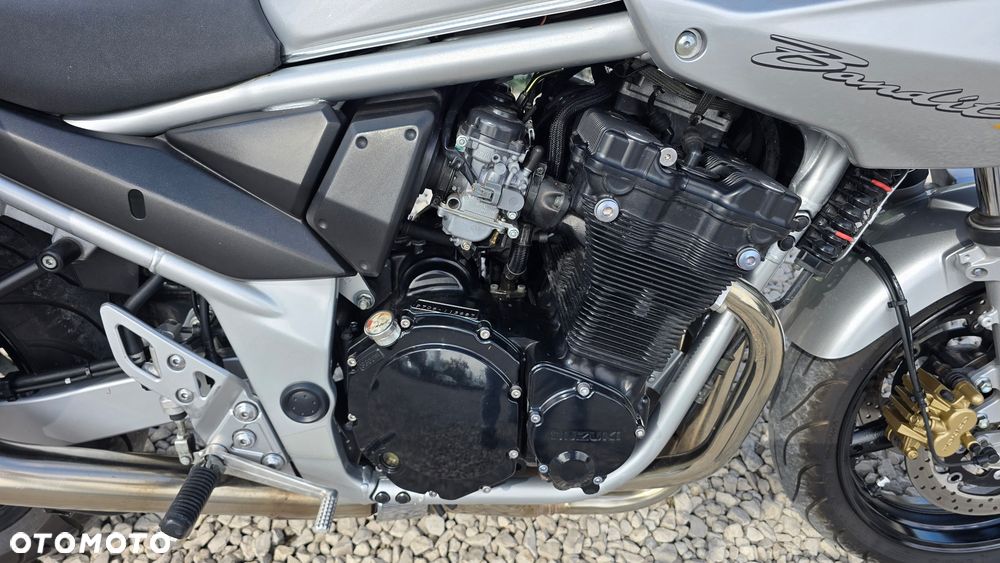 Suzuki Bandit - 17
