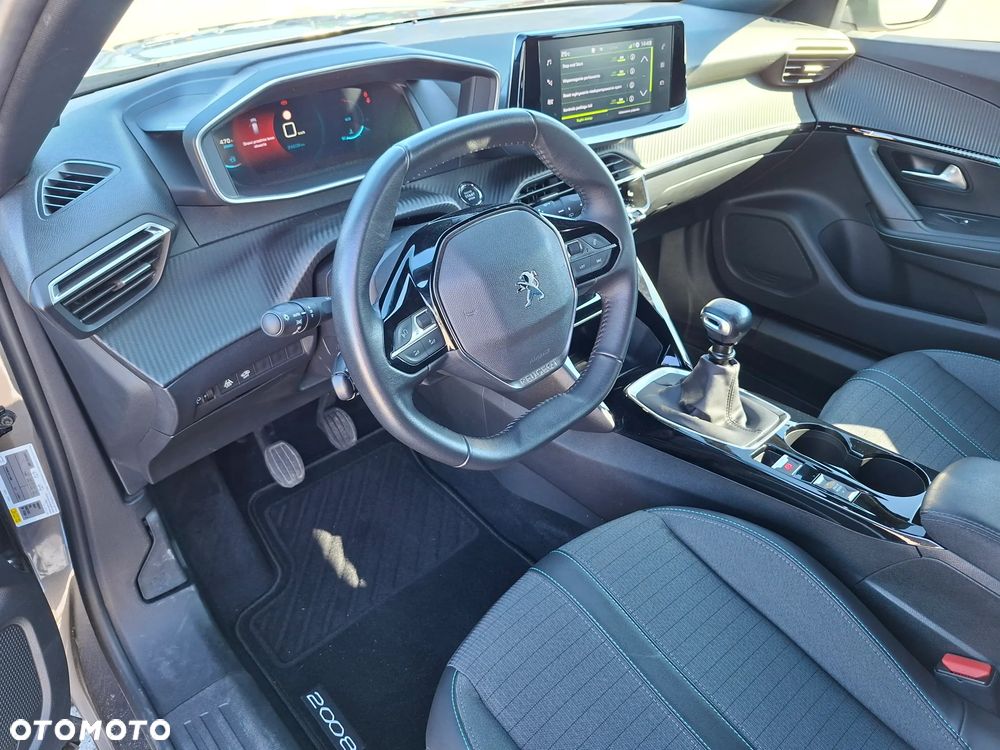 Peugeot 2008 1.2 PureTech Active Pack S&S - 5