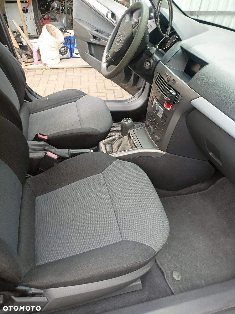 Opel Astra - 9