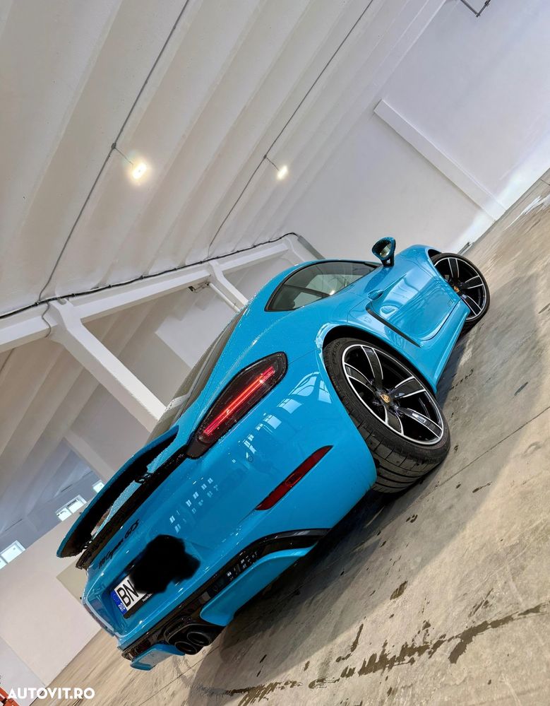 Porsche Cayman 718 GTS PDK - 3