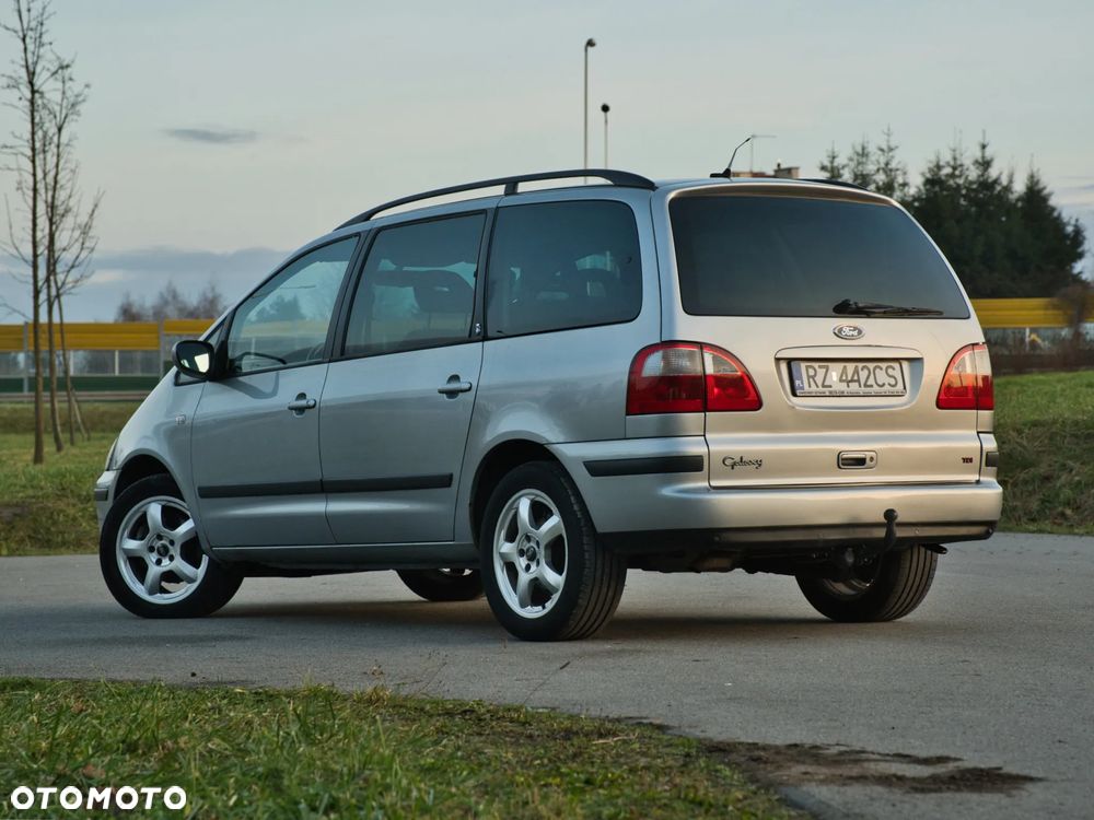 Ford Galaxy 1.9 TDI Ghia - 3