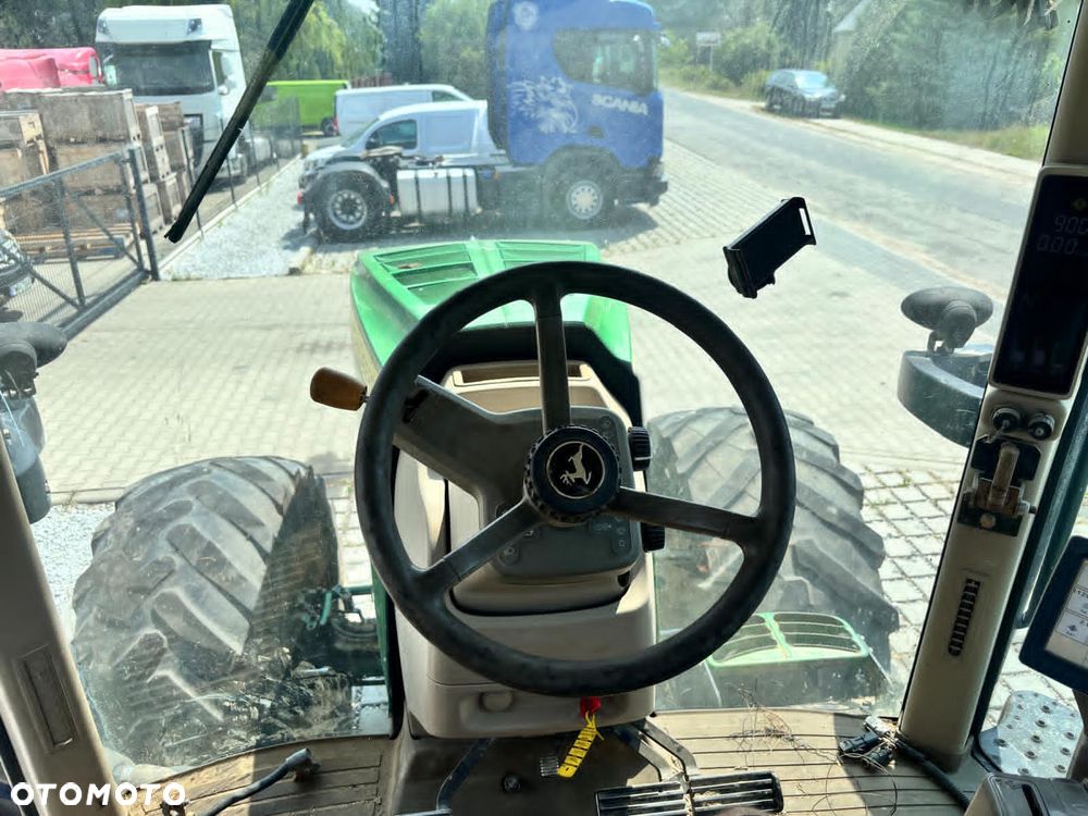 John Deere 7230R - 7