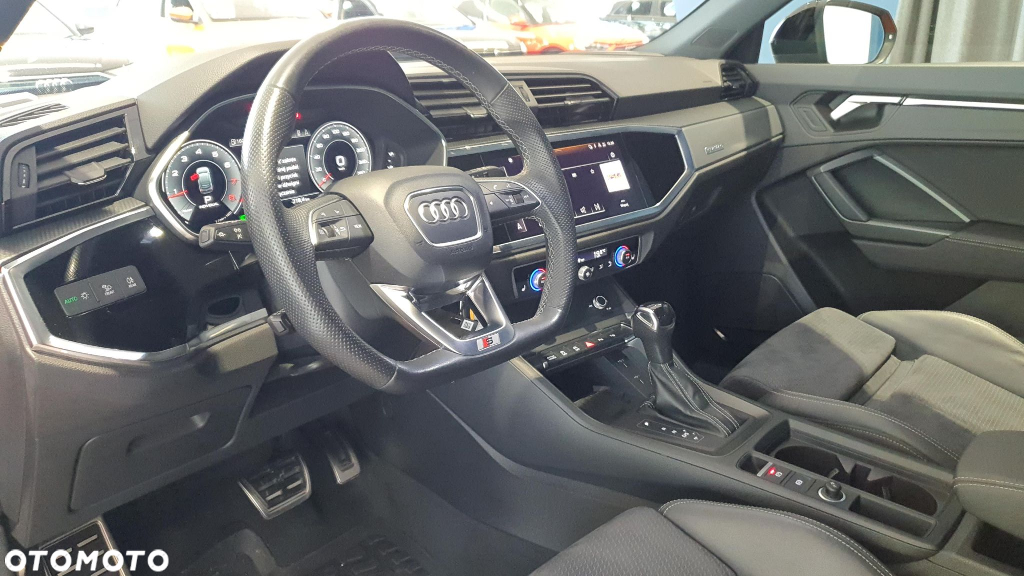 Audi Q3 45 TFSI Quattro S-Line S tronic - 9