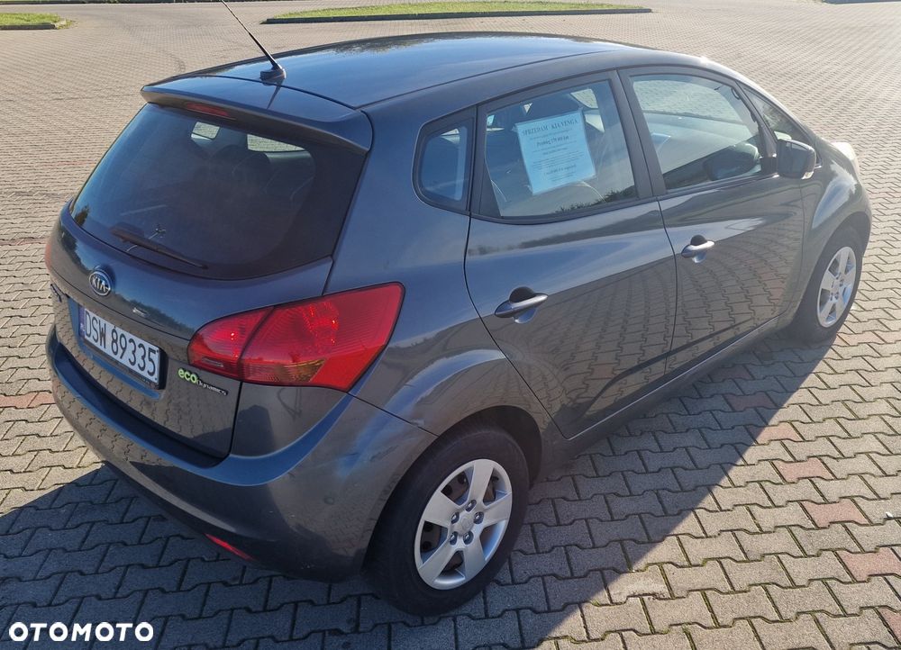 Kia Venga - 5