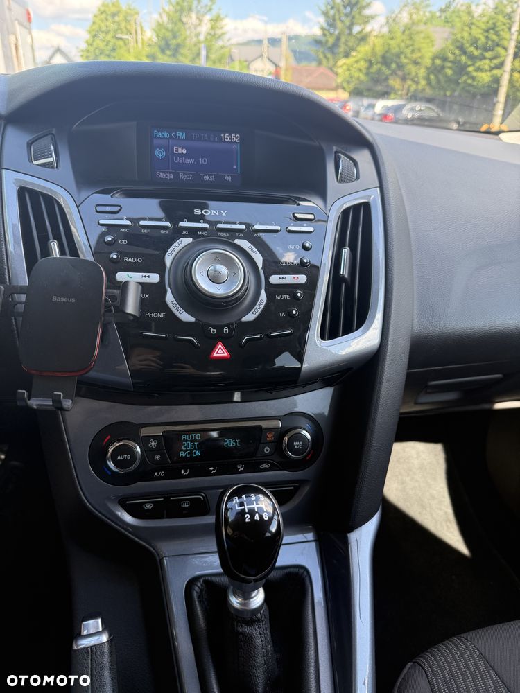 Ford Focus 1.6 EcoBoost Titanium - 11