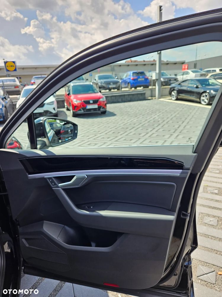 Volkswagen Touareg 3.0 V6 TFSI 4Motion R-Line - 35
